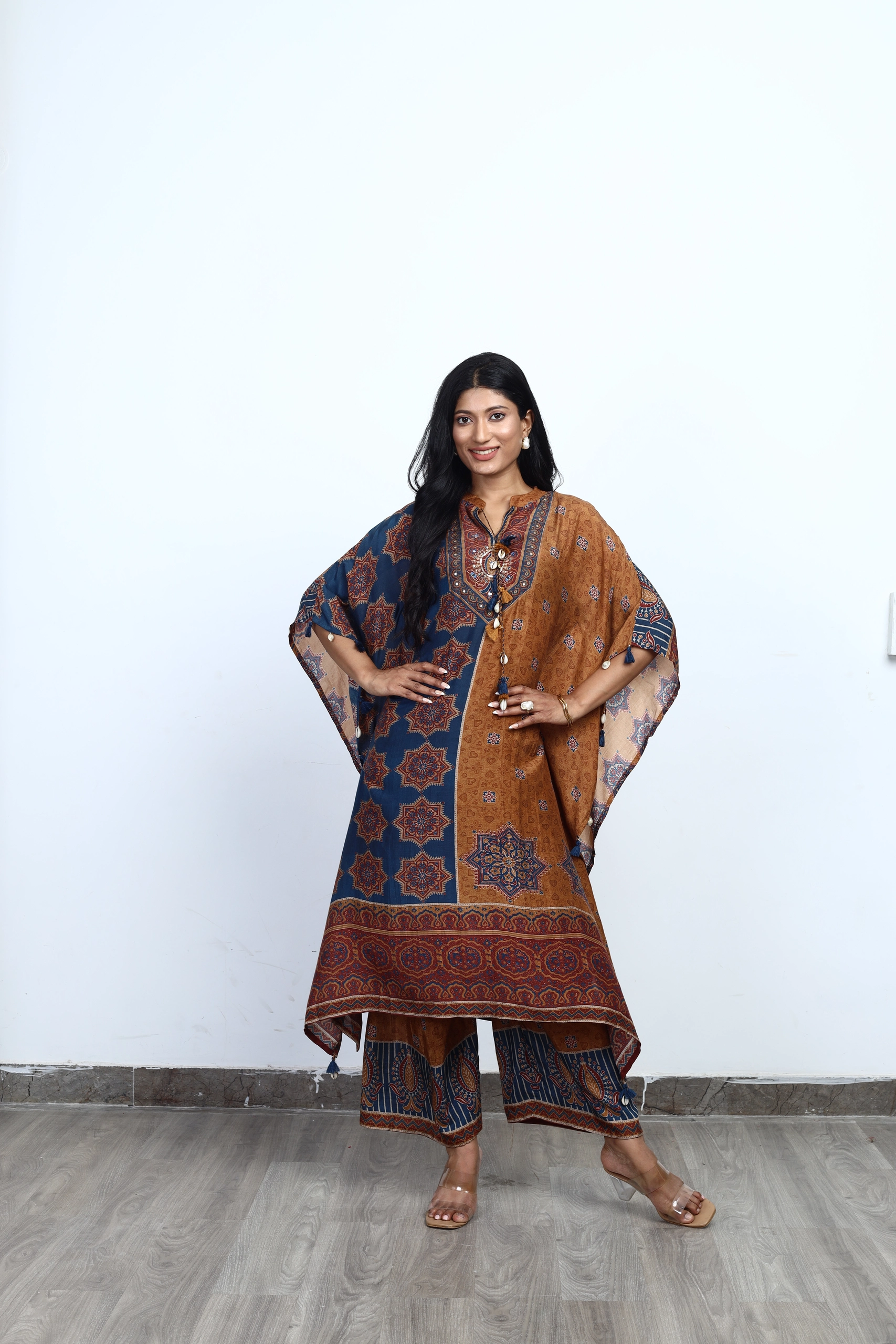Meher Kaftan Set Alternate