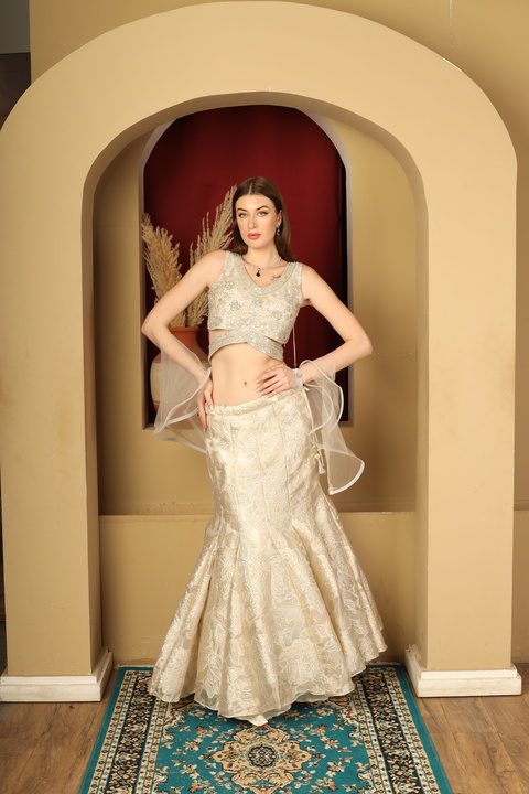 Luna Meraki Lehenga