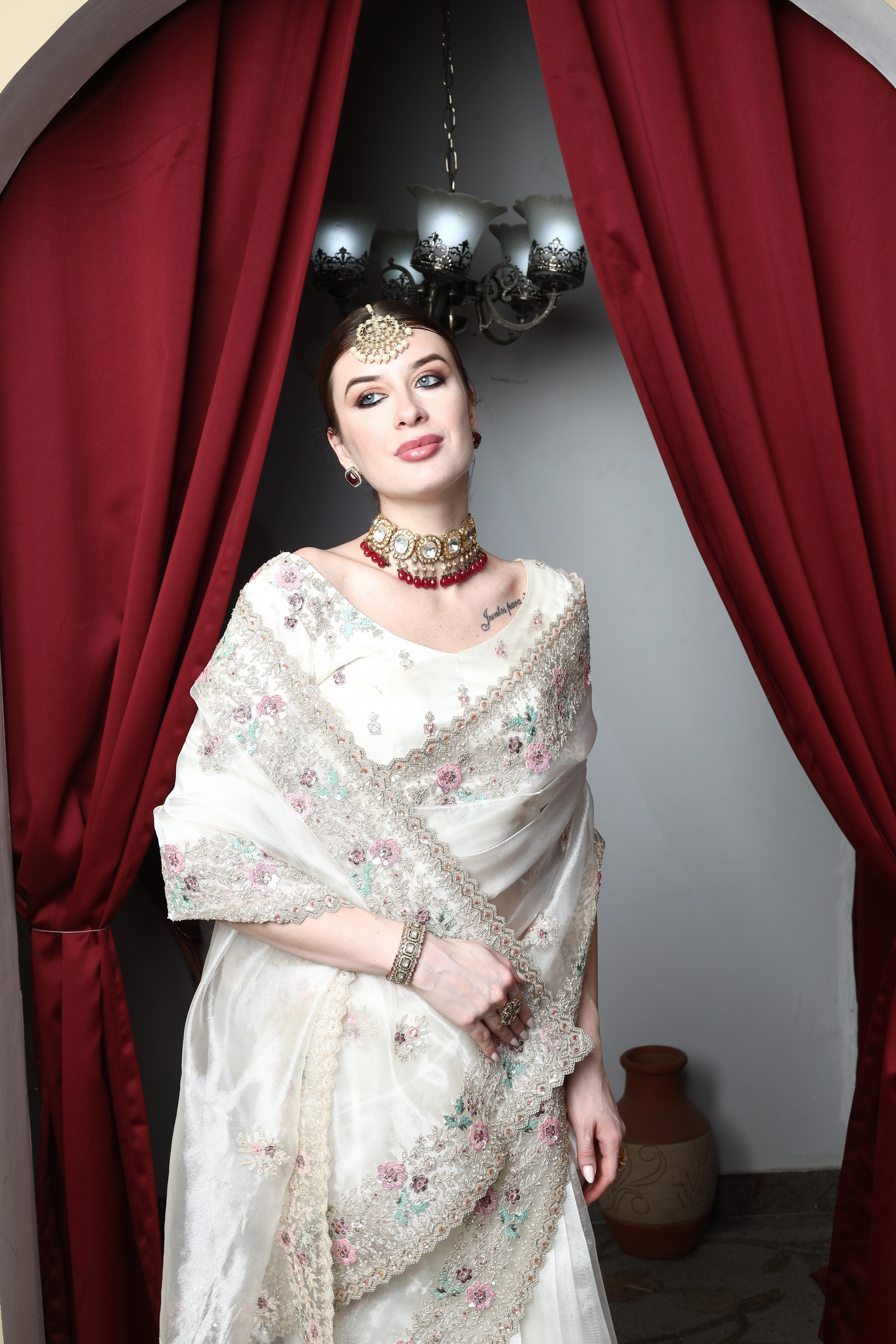 Ivory Bloom Saree Set Alternate